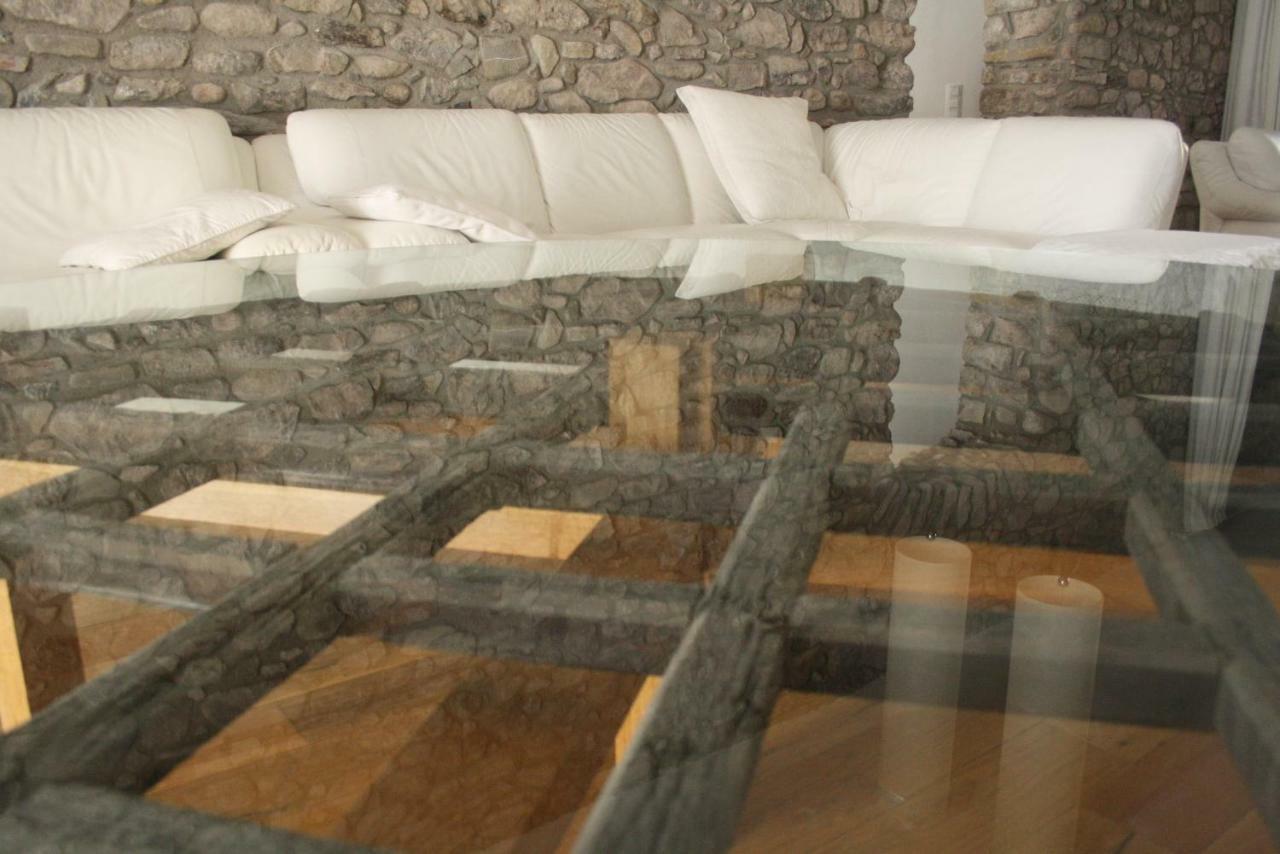 El Castell De La Pobla De Lillet (Adults Only) Villa Ngoại thất bức ảnh